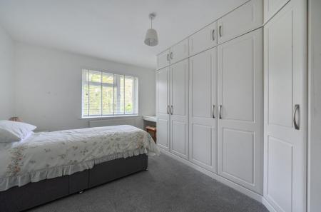 218 Hursley Road (13).jpg