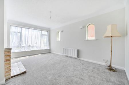 3 Constatine Avenue 3 (13).jpg