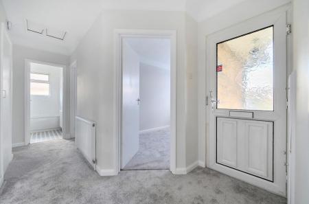 3 Constatine Avenue 3 (15).jpg