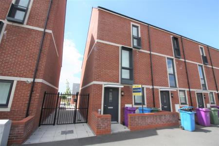 Front Exterior 1.jpg