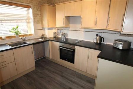 Kitchen Edin.jpg