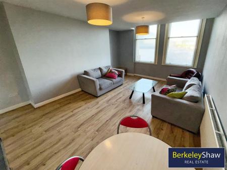 Open Plan Lounge Kitchen