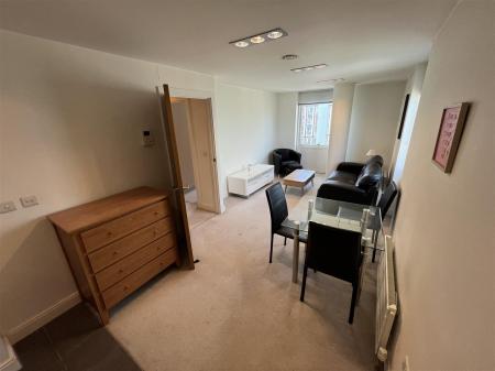 Open Plan Lounge Kitchen