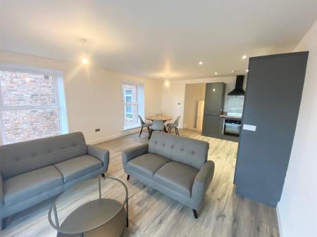 Lounge/ Kitchen