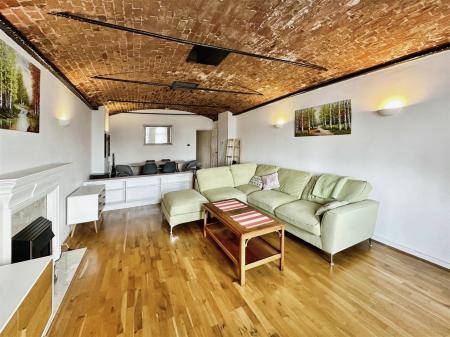 Open Plan Lounge Diner