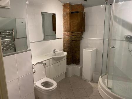 Ensuite Shower room