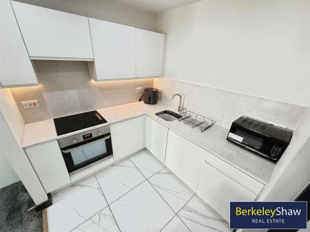 Open Plan Lounge Kitchen