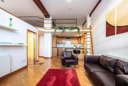 Open Plan Lounge kitchen