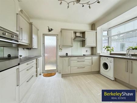 8931b74f--4EF0-BB99-9AC1DD15C210-27812-0000044095B