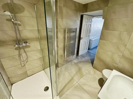 Ensuite Shower Room