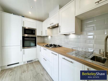Kitchen (2)