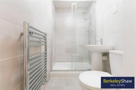 En-suite shower room