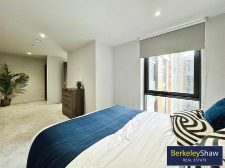 Bedroom 2 (2)