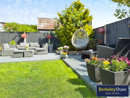 34c60376--4B57-BFDC-30691E2C64E6-45786-000013A8699