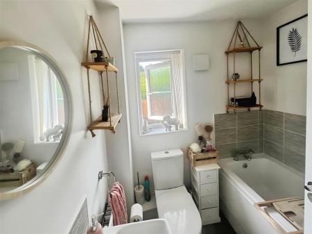 Master Bedroom with En-Suite