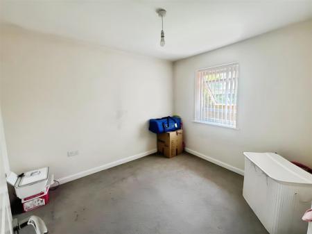 Master Bedroom with En-Suite