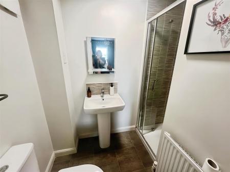 Master Bedroom with En-Suite