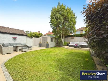 aae1323b--4972-869B-BE5C153B185C-29693-000012AB5B7