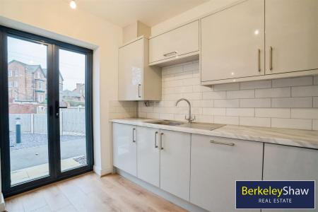 Kitchen (2)