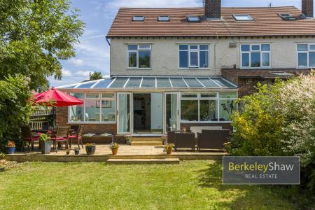 Moorland Avenue, Crosby