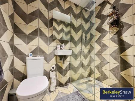 En-suite shower room