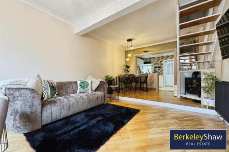 Living/dining room