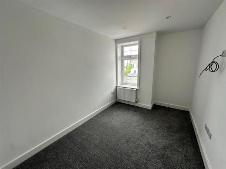 Study / Bedroom 4