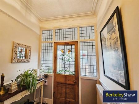 ba5a0a42-WhatsApp 20Image 202025-09-15 20at 2016.4