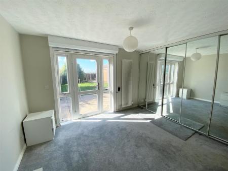 Bedroom 1 a.jpg