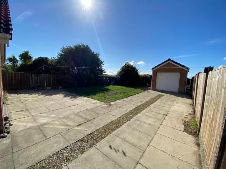 Rear Garden 1.jpg