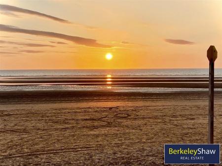 424be773--4824-88BA-F8286D752363-66722-000009D972B