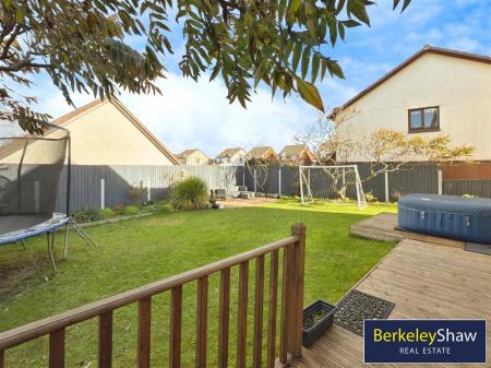 ede868ed--4B23-BD70-438C900FCA49-27548-000003EB00E