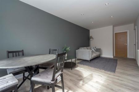 Lounge / Dining Room