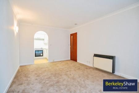 Living Room / Kitchen