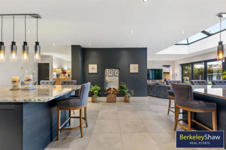 Kitchen/Living/Dining