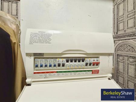 25e0ce62--42D8-B16F-B70568F17FA5-55072-00000821B81