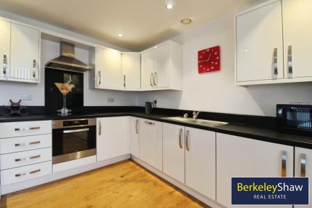 Open Plan Lounge Kitchen