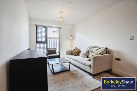 Open Plan Lounge Kitchen