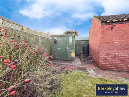 12d4d607--4EC2-9F89-671760731027-70478-00000A9206D