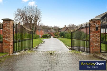 a07963bd-2 2C 20Briarwood 20Liverpool 2C 20L23 208