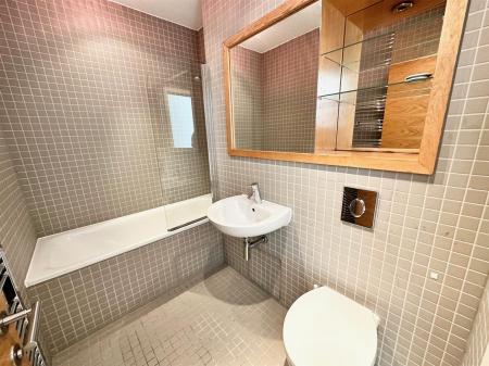 Ensuite Bathroom