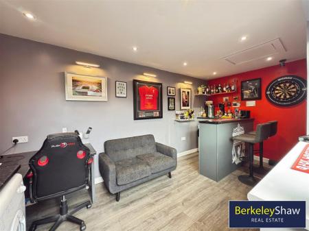 Converted Garage - OFFICE/BAR