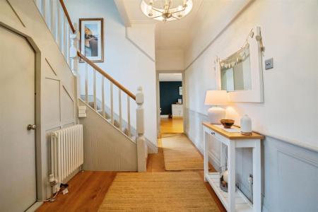 b332d421-Lane 20Crosby 2C 20Liverpool 2C 20Merseys