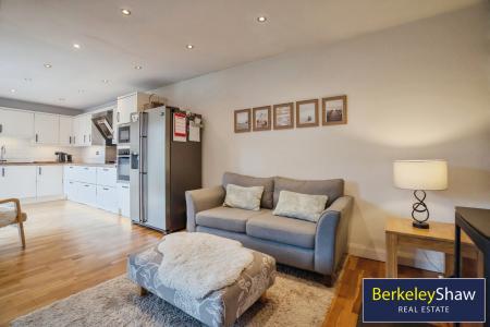 Kitchen/Living/Dining