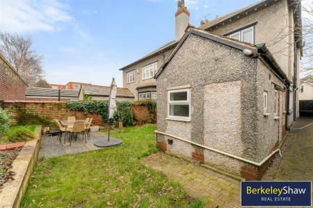 47 CORONATION DRIVE -19.jpg