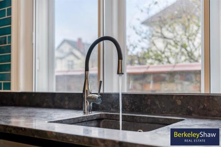 47 CORONATION DRIVE -67.jpg