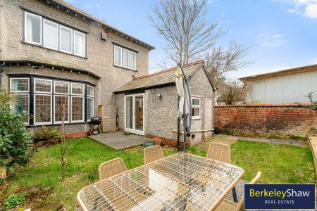 47 CORONATION DRIVE -17.jpg