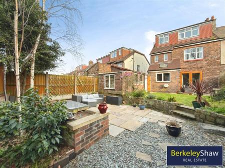 145526bc--49E9-8546-C88DB17A9863-59750-00000822533