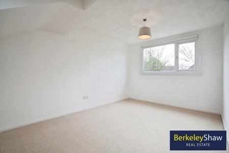 Bedroom 3 - First floor