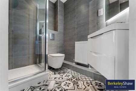 En-suite shower room